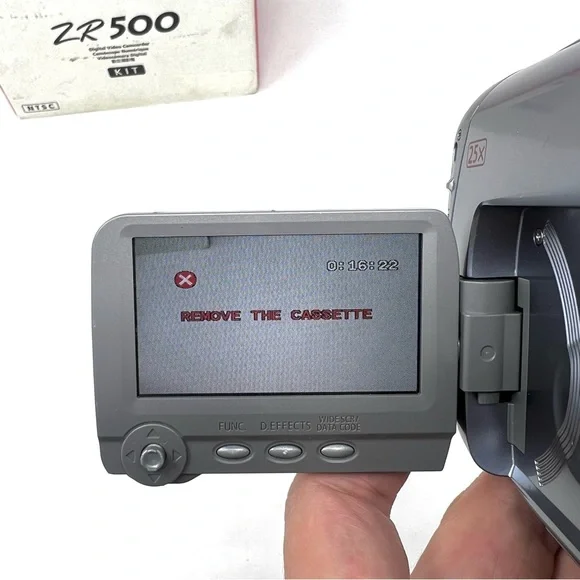 Canon ZR500 MiniDV Digital Video Camcorder Transfer Camera AS IS For Repair READ - Picture 10 of 13